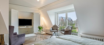 Holiday Apartment Haus Westsee OG Frisian Style Near the Beach