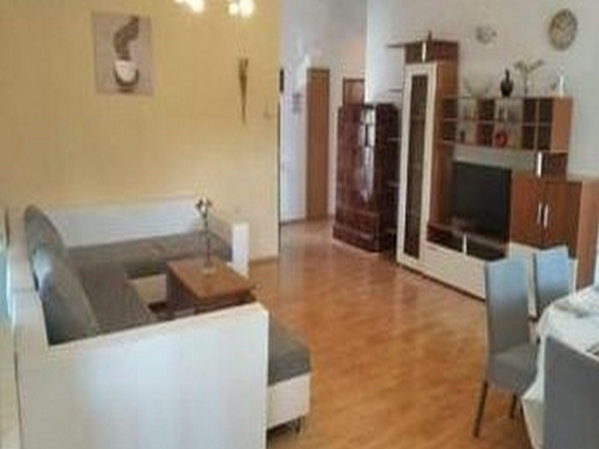 House (Four Bedroom Holiday Home with Terrac) | Living room | TV