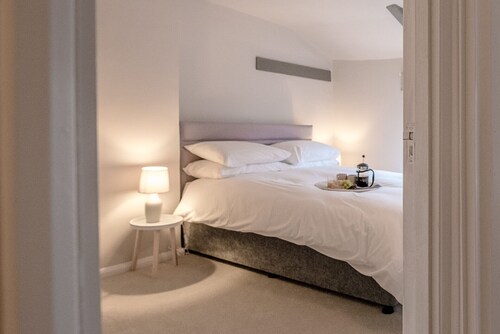 6a Market Hill, Woodbridge