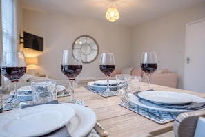 Dining - 6a Market Hill, Woodbridge (Woodbridge)