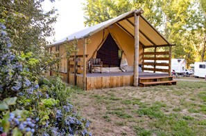 Exterior - Columbia Point Resort (Kettle Falls)