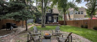 Hot Tub | Midtown Omaha | Fire Pit | Close to Zoo
