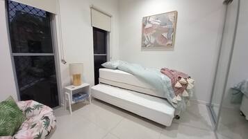 3 bedrooms, iron/ironing board, travel cot, free WiFi