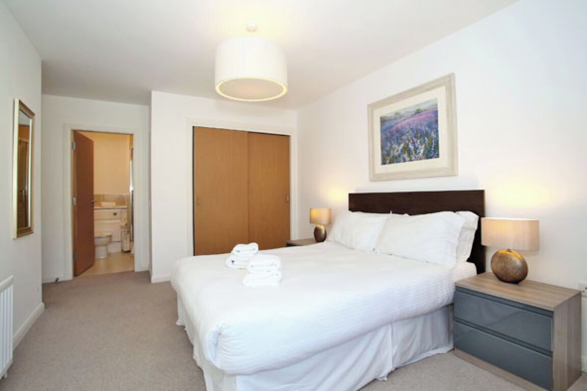 Apartment (3 Bedrooms) | 3 bedrooms, premium bedding, laptop workspace, bed sheets