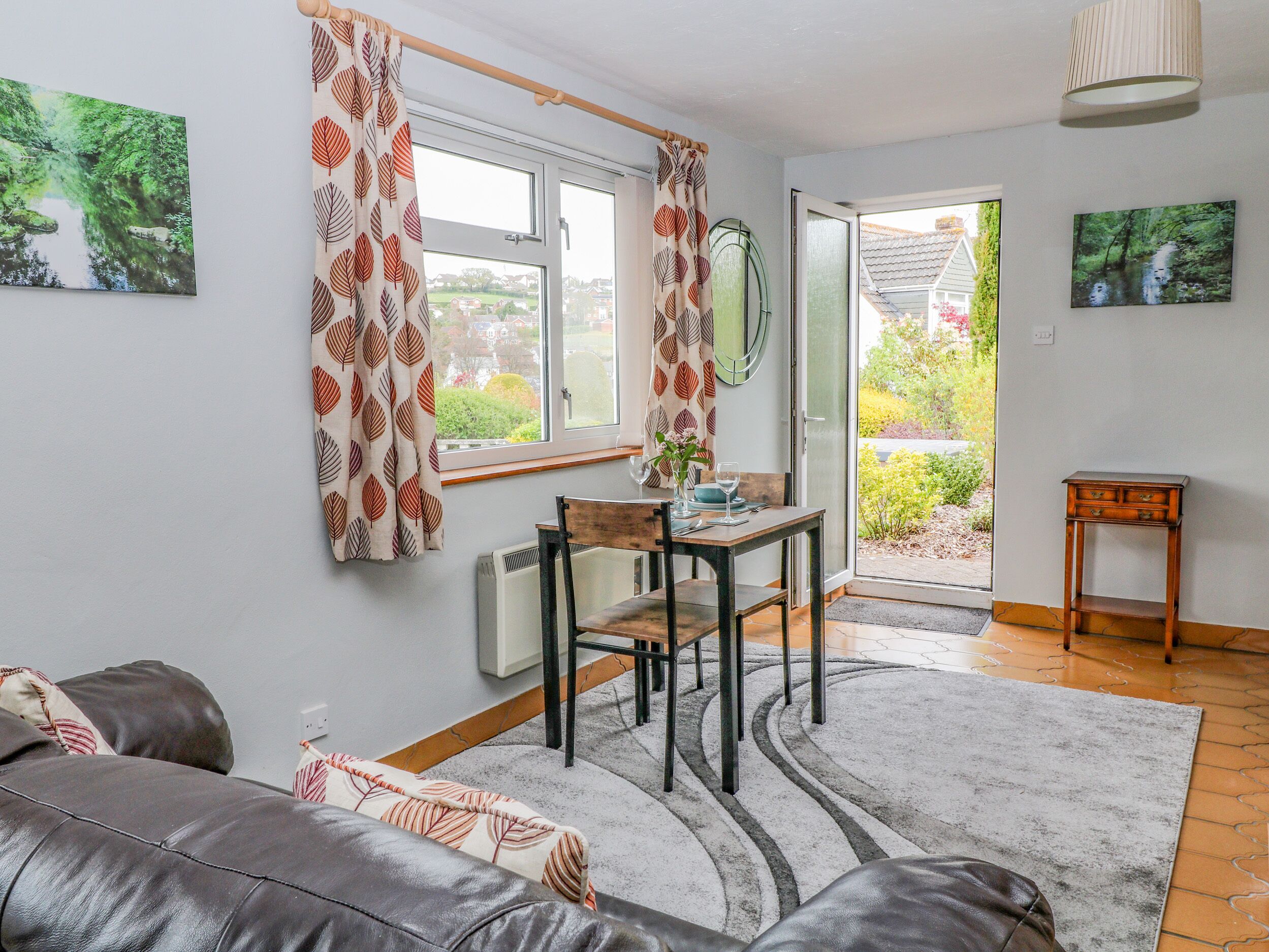 The Pool House, Romantic, Country Holiday Cottage In Crediton - Devon