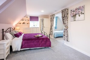 Appartamento (1 Bedroom) | 1 camera, postazione laptop, lenzuola