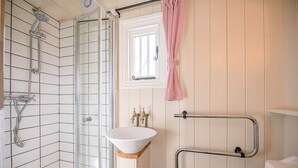 Unclassified image, 2 of 9, button - Thyme Shepherds Hut Boundary Farm Air Manage Suffolk (Woodbridge)