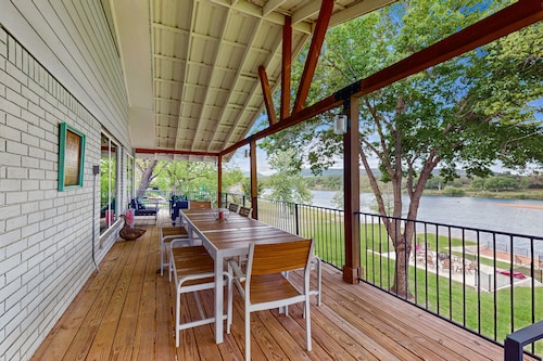 Waterfront home w/kayaks, game room, firepit, & enormous deck