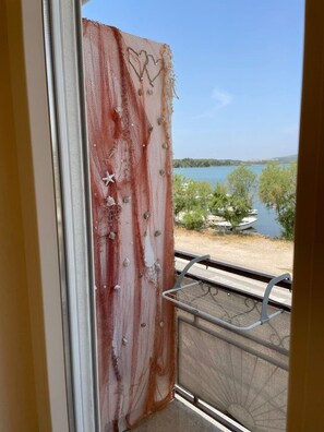 Apartment (One Bedroom Apartment with Balcony an) | View from room