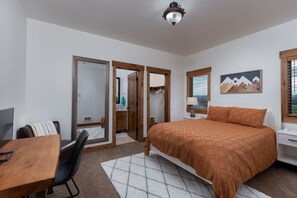 4 camere, una scrivania, ferro/asse da stiro, Wi-Fi gratuito