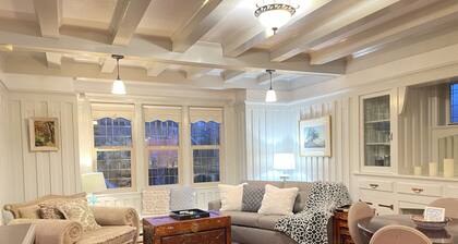 Parlor Suite in Heritage Manor, Fairfield, near DT