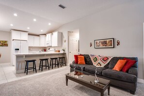 Smart TV, DVD player