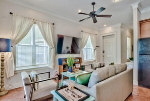 Townhome, 3 Bedrooms | Living room