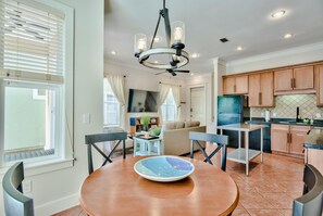 Townhome, 3 Bedrooms | Dining - La Valencia Circle by Forehand Rentals (Panama City Beach)