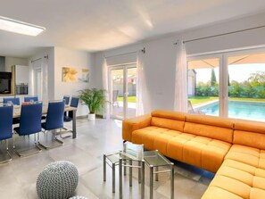 TV - Villa Edi by Interhome (Medulin/Šišan)