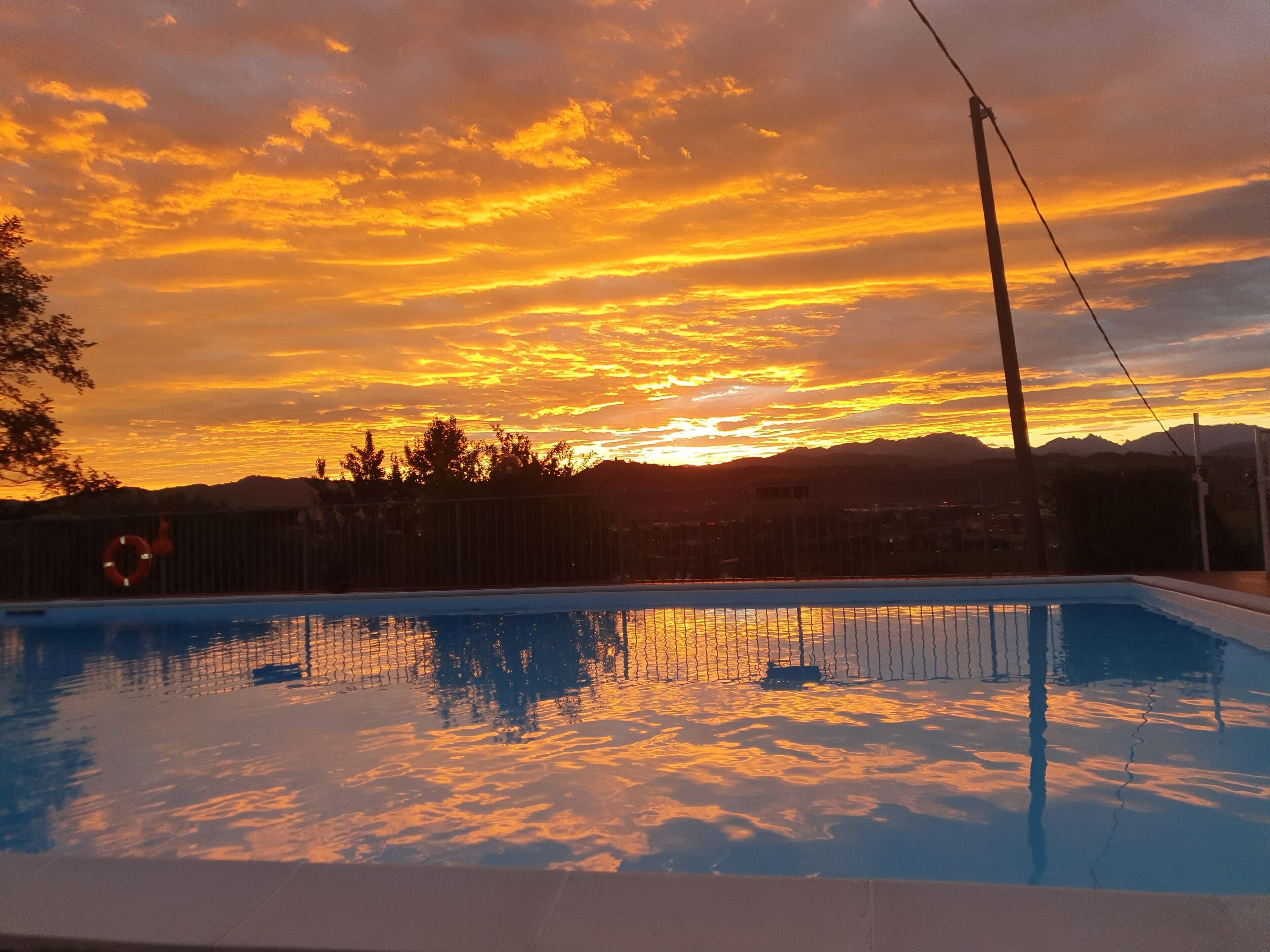 Piscine extérieure (ouverte en saison)