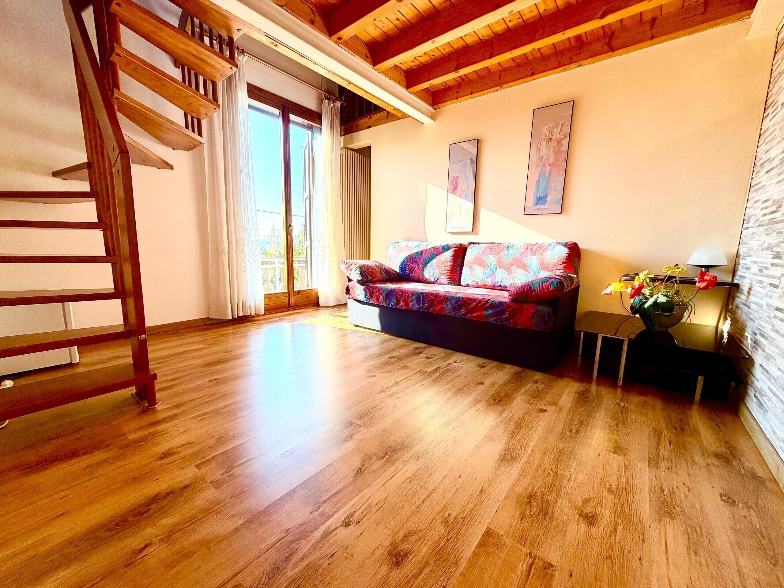 クラシック ダブルルーム ダブルベッド 1 台 | リビング エリア | 薄型テレビ、プリンター