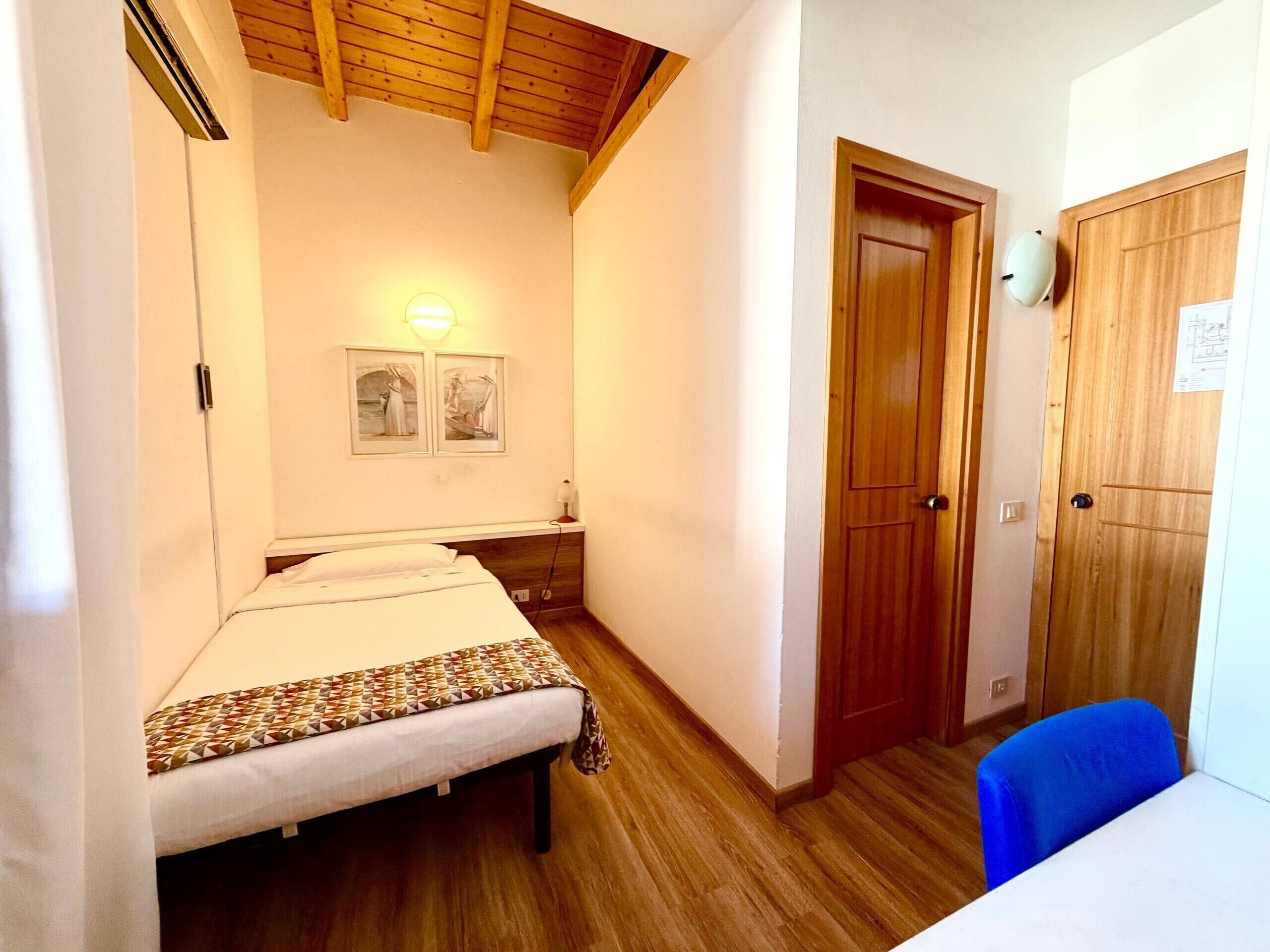 Yhden hengen classic-huone | Vauvan matkasänky, ilmainen Wi-Fi, vuodevaatteet