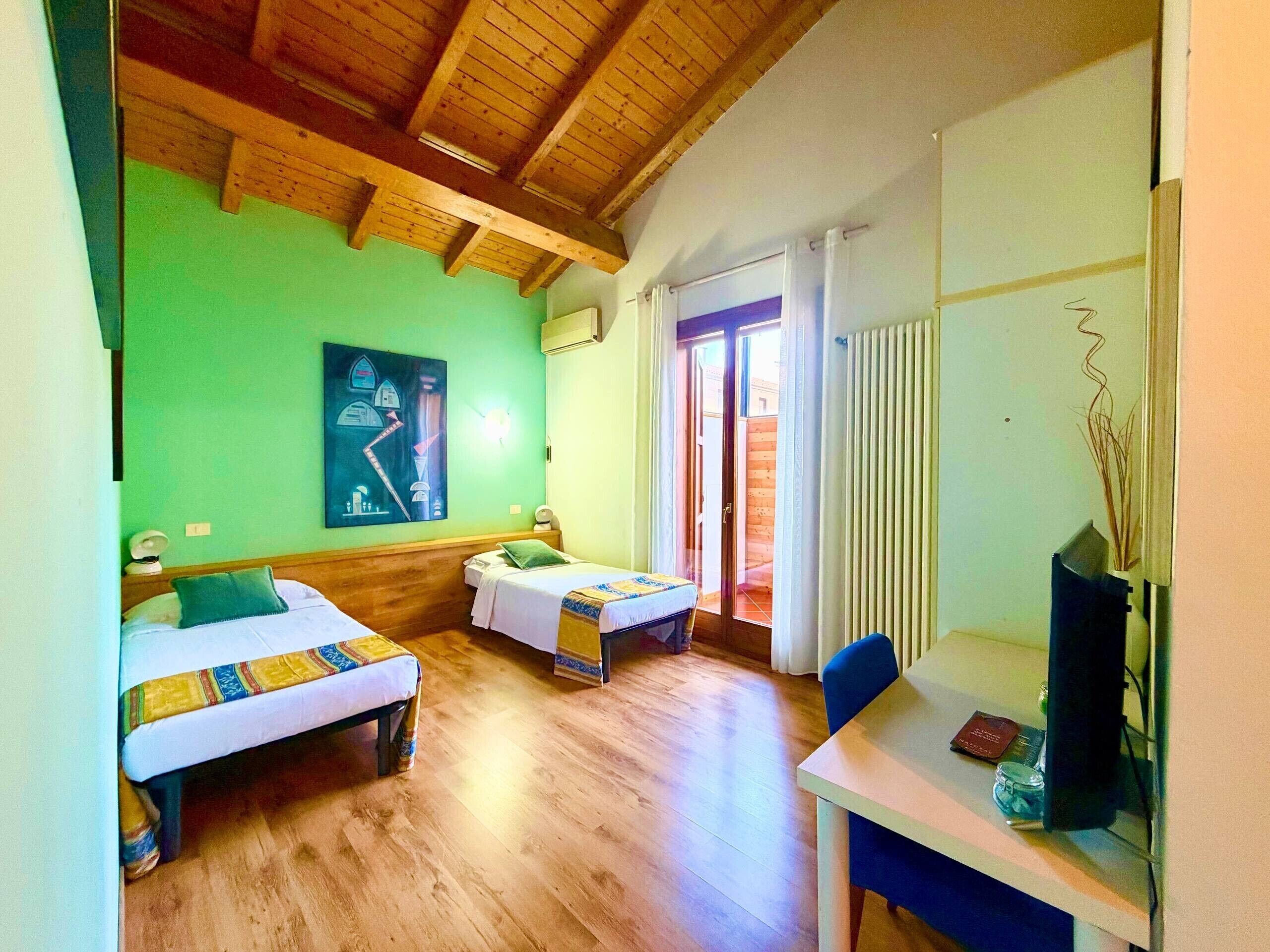 Kahden hengen classic-huone | Vauvan matkasänky, ilmainen Wi-Fi, vuodevaatteet