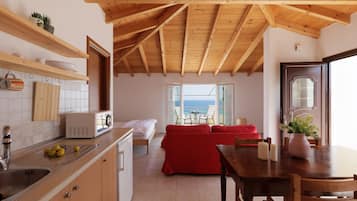 Estudio, terraza, vistas al mar | Zona de estar