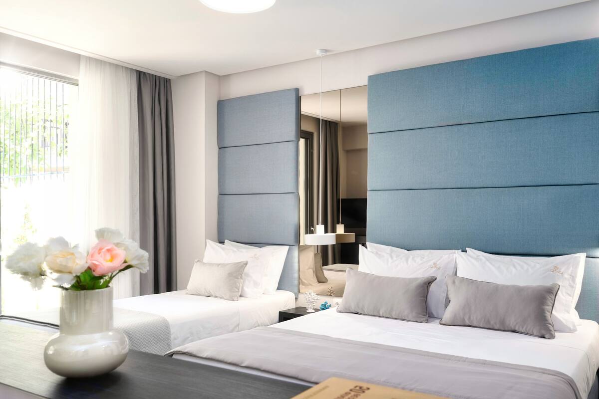 1 chambre, matelas mémoire de forme, coffres-forts dans les chambres