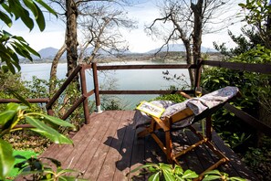 Property grounds - Fox's Den holiday home (Ispra)