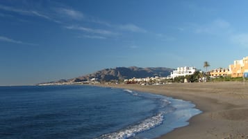Aan het strand