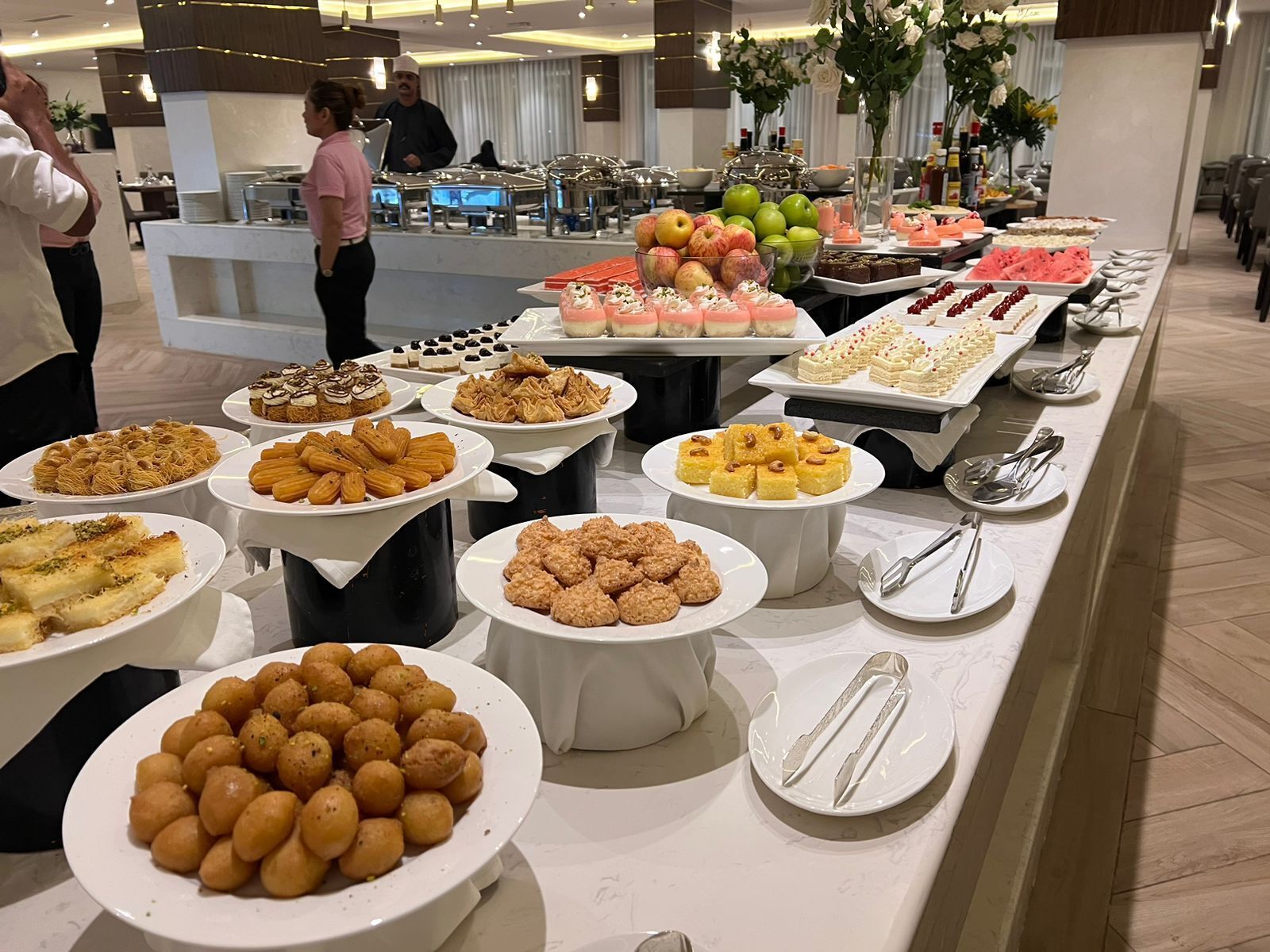 Daily continental breakfast (OMR 4 per person)