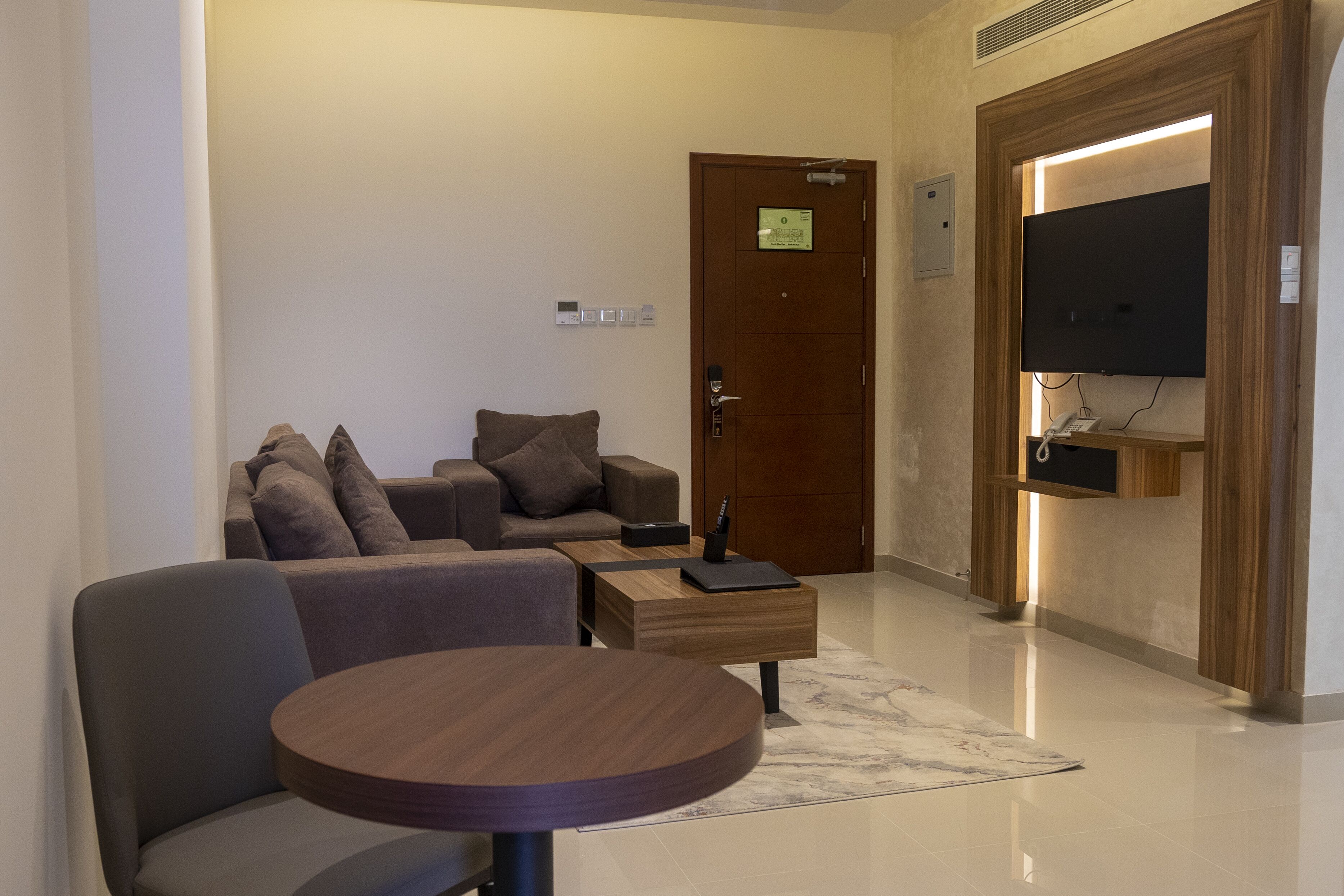 junior suite | in-room dining