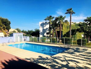 Udendørs pool