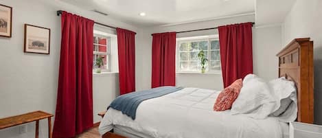 5 bedrooms, WiFi