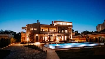 Front of property - evening/night