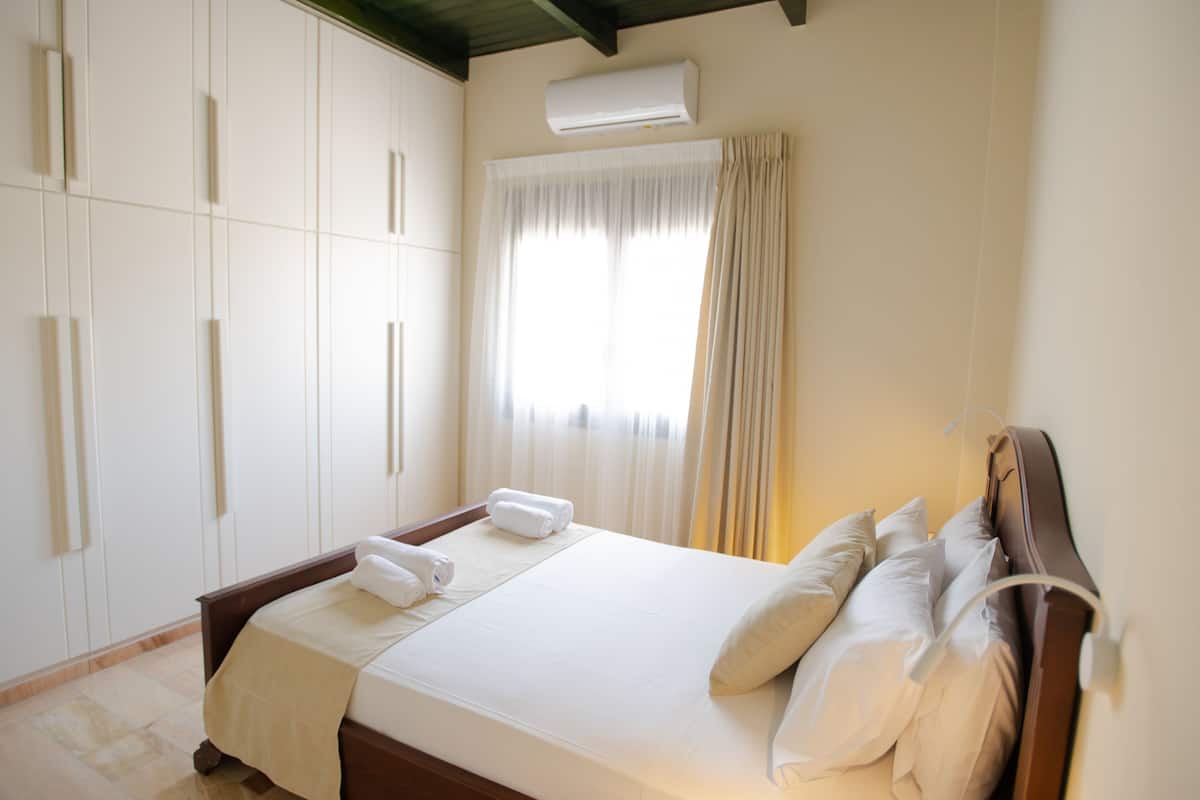 2 slaapkamers, een bureau, geluiddichte muren, gratis wifi