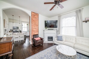 TV connectée, cheminée