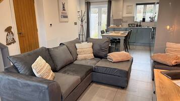 Familien-Ferienhaus, eigenes Bad | Lounge