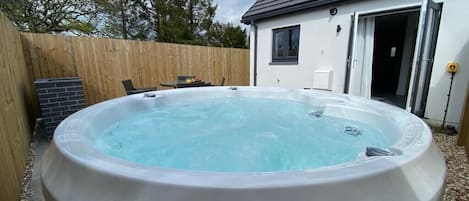 Casa de campo familiar, baño privado | Jardín