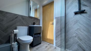 Cottage familiare, bagno privato | Bagno