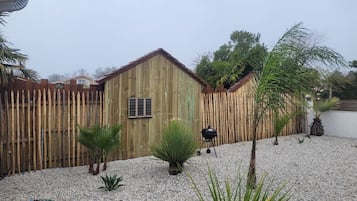 Enceinte de lâhĂ©bergement