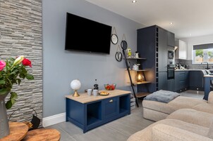 Cottage, Private Bathroom | Interior