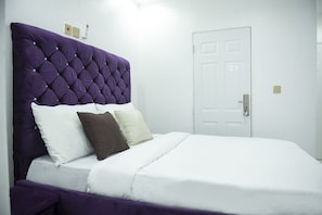 1 bedroom, desk, free WiFi