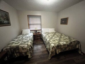 2 chambres, bureau, Wi-Fi gratuit, draps fournis