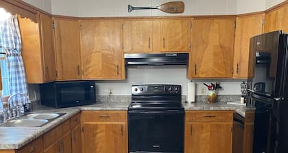 Cozy house close to public land areas for recreation!