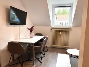 Apartment, Private Bathroom | Lounge
