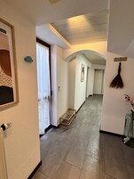 Apartment, Accessible, Private Bathroom | Interior