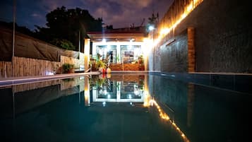 Pool | Outdoor pool