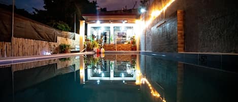 Piscine extérieure