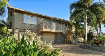 Luxury Canal-Front Rental on Longboat Key | Pool, Dock & Lift
