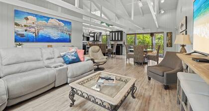 Luxury Canal-Front Rental on Longboat Key | Pool, Dock & Lift