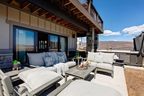 Near Jordanelle & Deer Valley with Mountain & Lake Views, Hot Tub, Game Room & More!