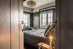 Casa (3 Bedrooms) | 3 quartos, ferros/tábuas de passar roupa, berço de viagem, roupa de cama